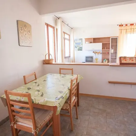 Apartment Lo Scoglietto *